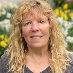 Meet your Posher, Debby
